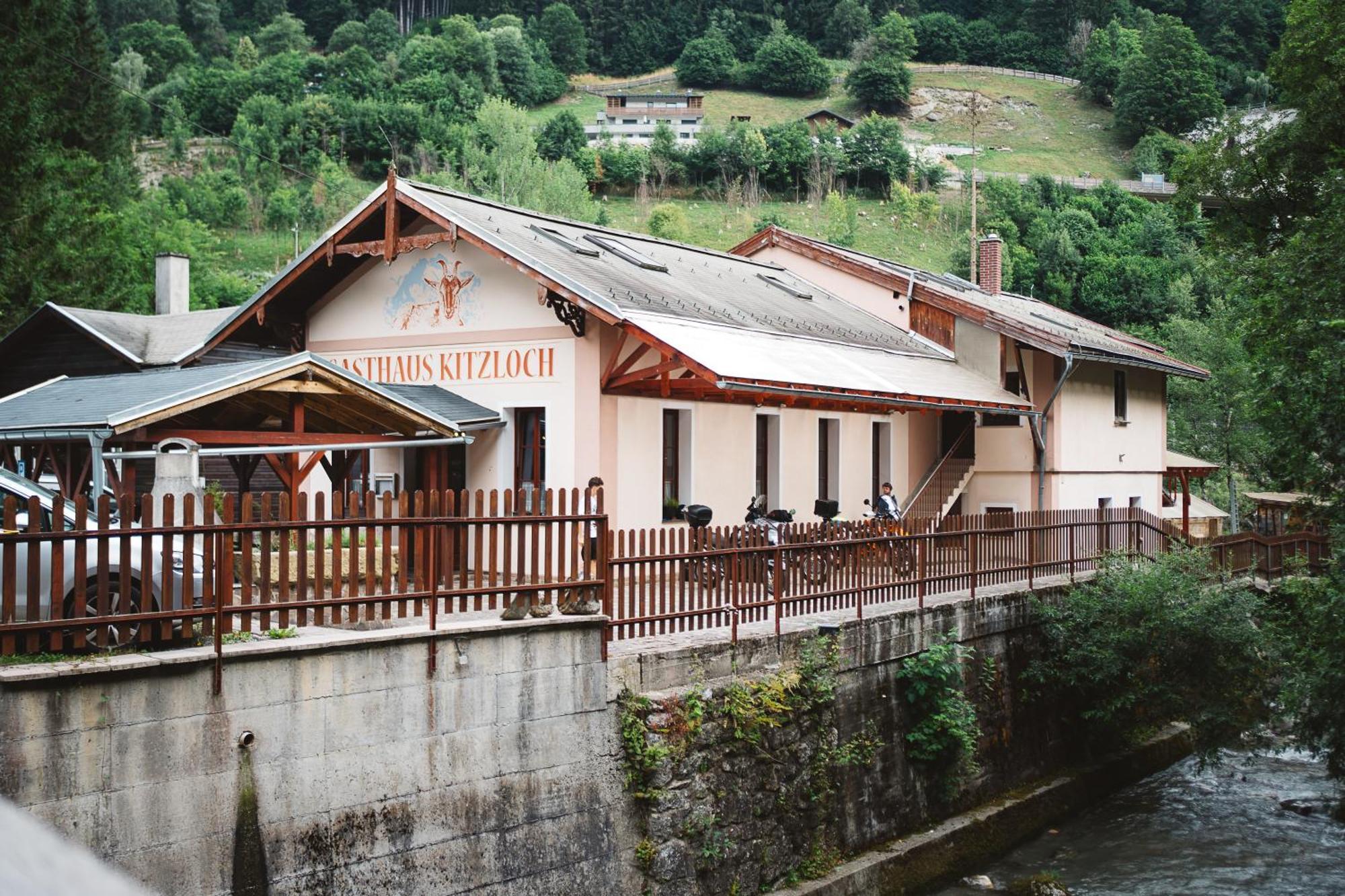 Gasthaus Kitzloch Taxenbach Ngoại thất bức ảnh